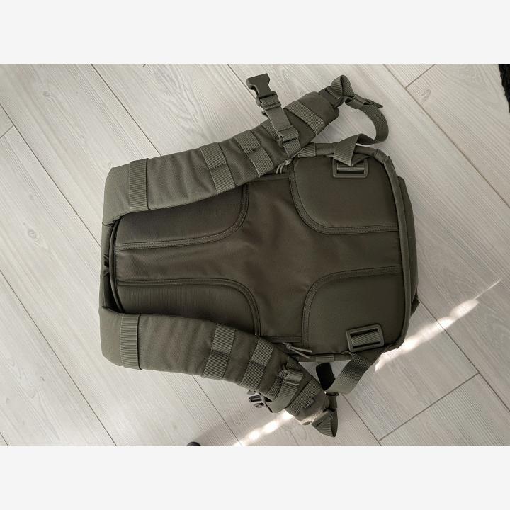 5.11 Tactical vihreä taktinen reppu.