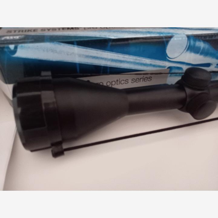 Strike systems pro series optiikkaa, UUSI. 3-9x50.