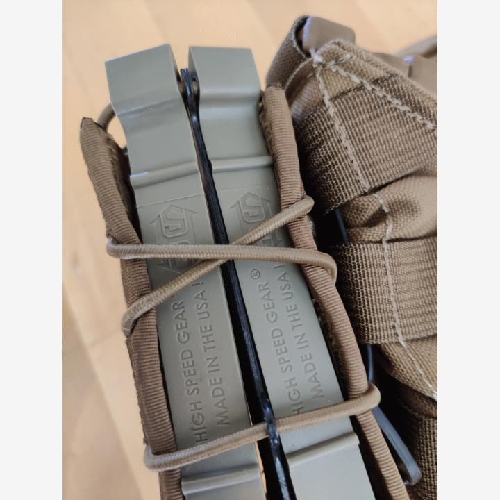 Tactical Taylor Chest Rig + HSGI taskut (coyote brown)