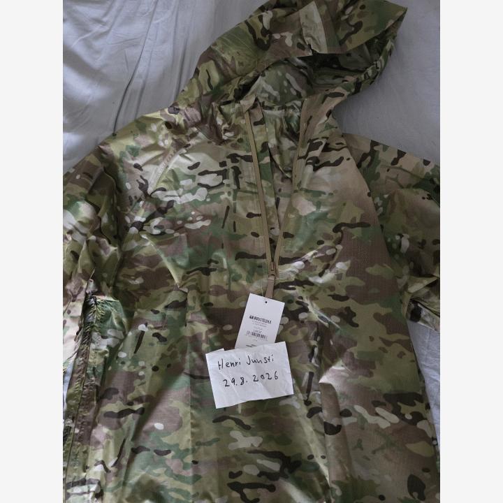 Multicam varusteita