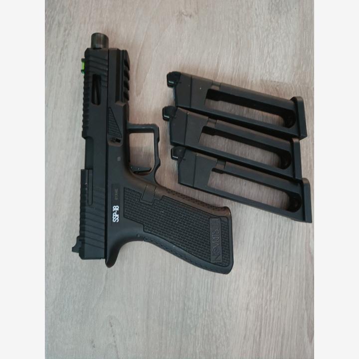 2x AR15 1x Glock