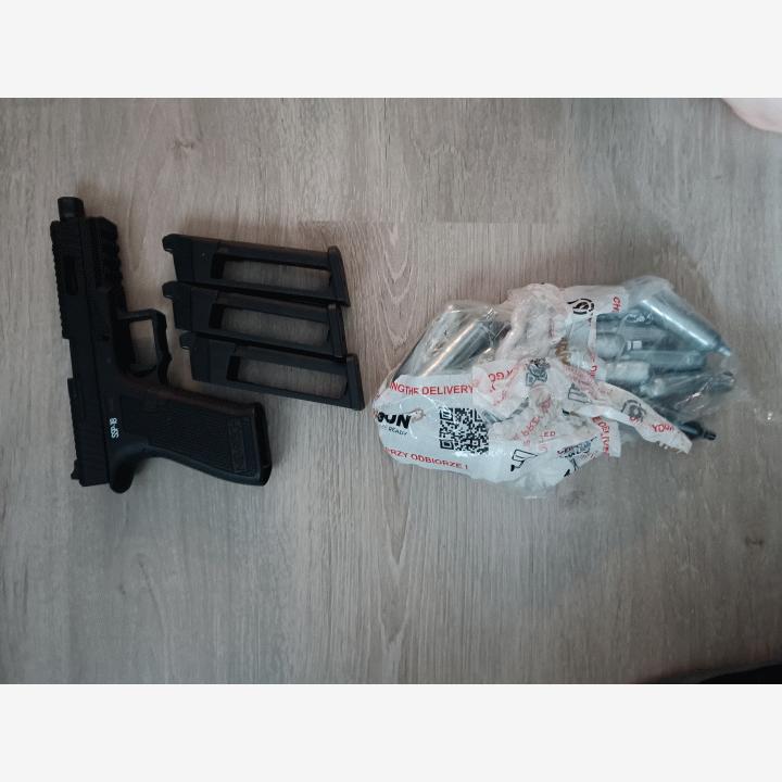 2x AR15 1x Glock