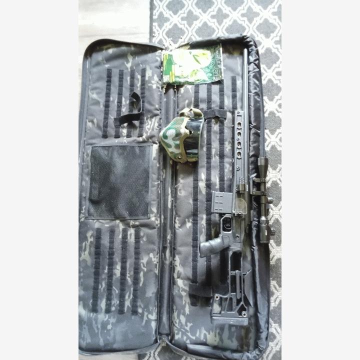 Pulttilukkokivääri, kasvosuojat, kantolaukku