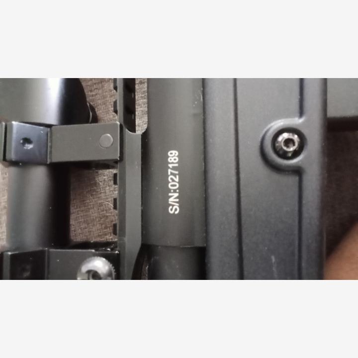 Pulttilukkokivääri, kasvosuojat, kantolaukku