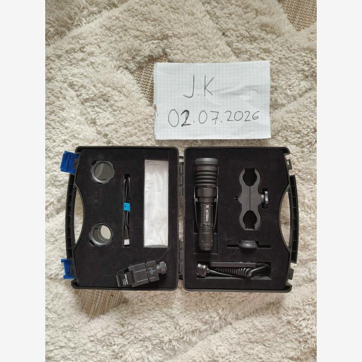 Olight Warrior x4