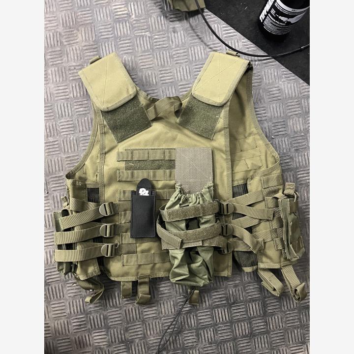 Tippman M4 ja tarvikkeet