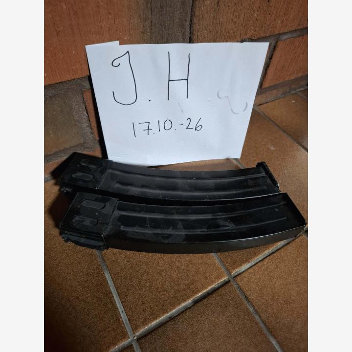 Lippaita, ppsh, mp5 ja m4/m16