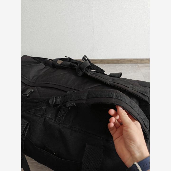 M/S: Iso taktinen keikkakassi / Reppukassi (Musta / Duffle bag)