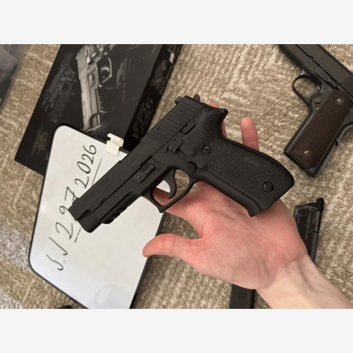 Marui gbb pistooleita & safariland kotelo
