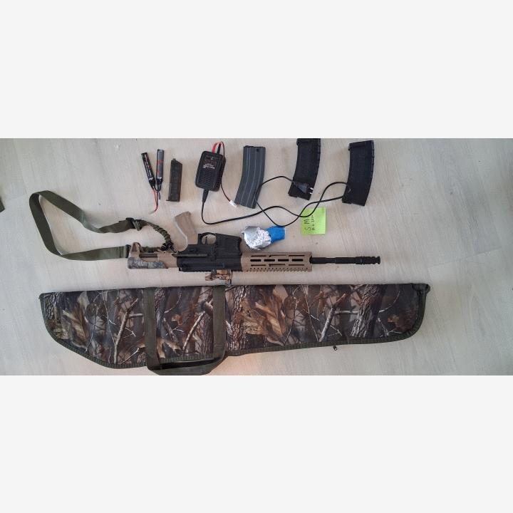 G&G CM16 Raider L2.0E sähköase (Mosfet, Airsoft) lisätarvikkeineen.