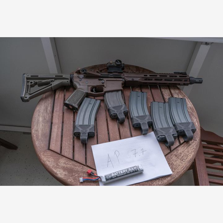 "Sakon" AK24