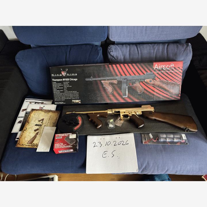 King Arms Thompson M1928 Chicago Gold – 23K kultapinnoitettu erikoismalli