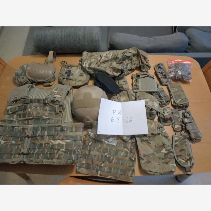 Taistelutavaraa MTP ja UCP + Teräksinen L85 (/SA80)