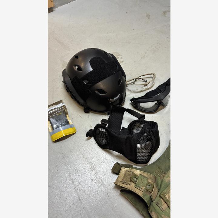 Airsoft CQB setti + M4 sähk.