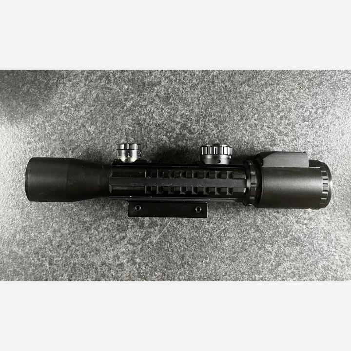 Specna Arms SA-C17 CORE™ HAL ETU™ Gen.2 – Black + DMR-tähtäin