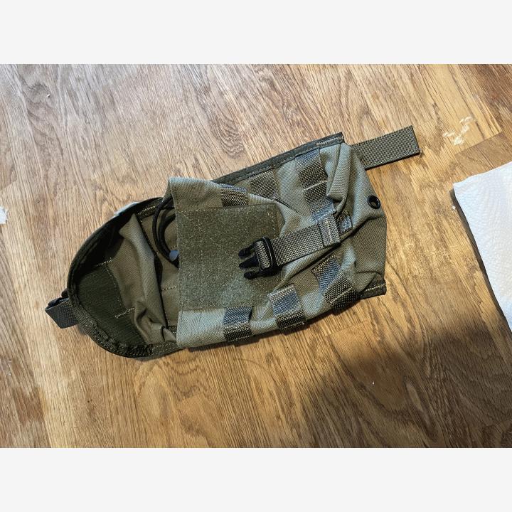 Shekkin ”pre msa paraclete” taskuja