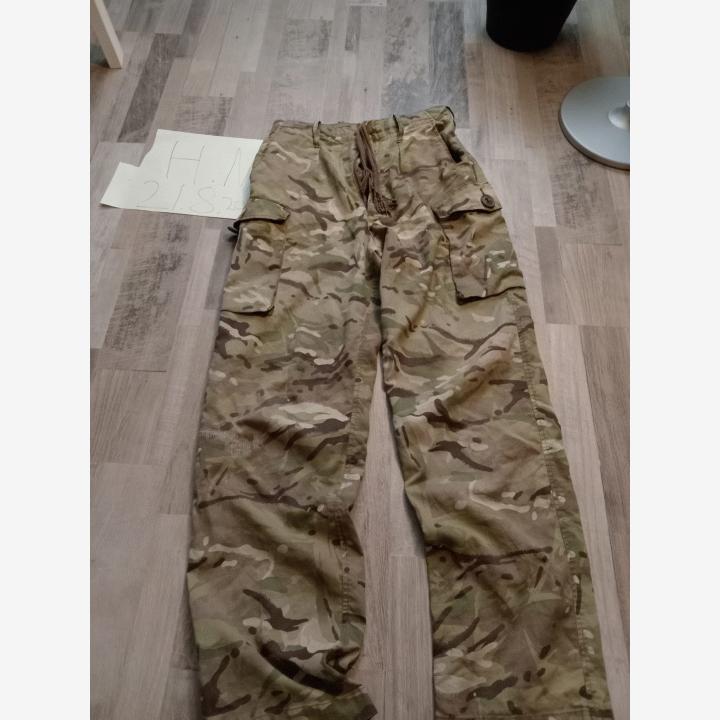 Multicamo takki ja housut
