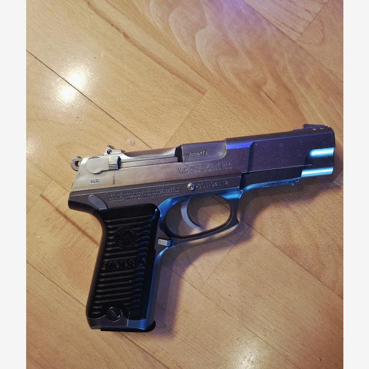 Tokyo Marui konepistooli + tarvikkeita ym