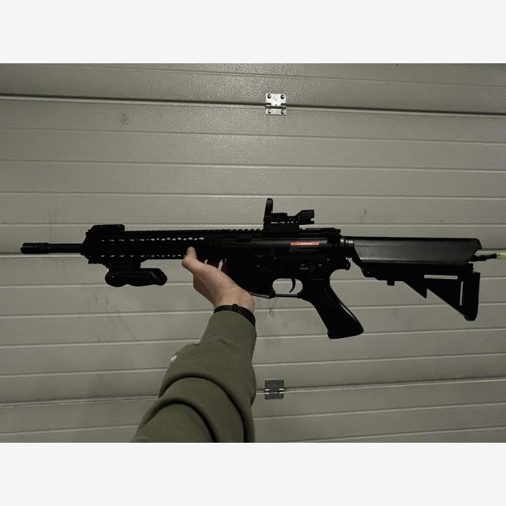 Myydään M62 Bol-Action + M4 Keymod + varusteita