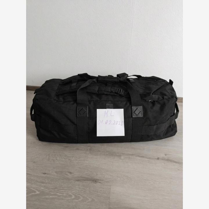 M/S: Iso taktinen keikkakassi / Reppukassi (Musta / Duffle bag)