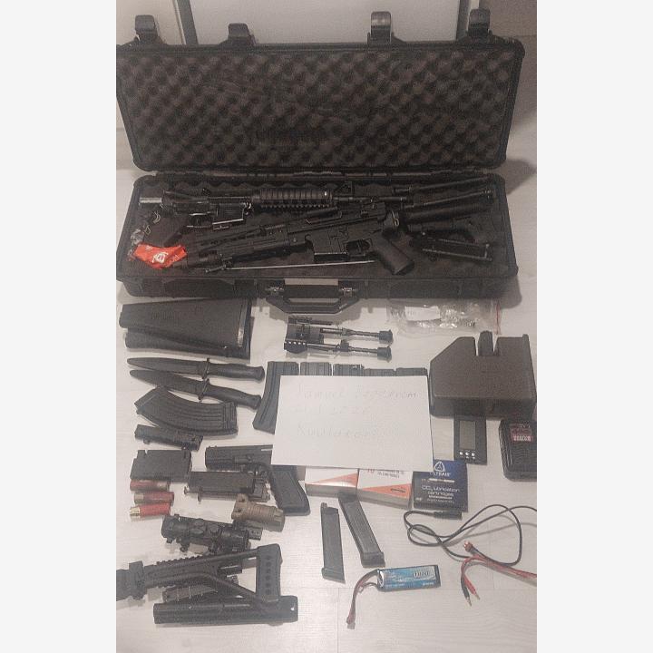 Krytac LMG ja kasa muuta (kuvan pistooli ei mukana)