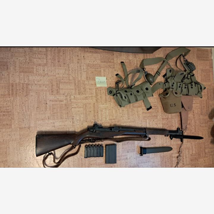 M1 Garand airsoft kivääri ja US army WW2 asukokonaisuus