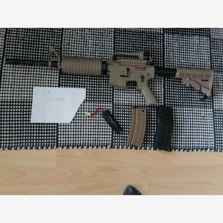 Myydään vähän käytetty airsoft ase