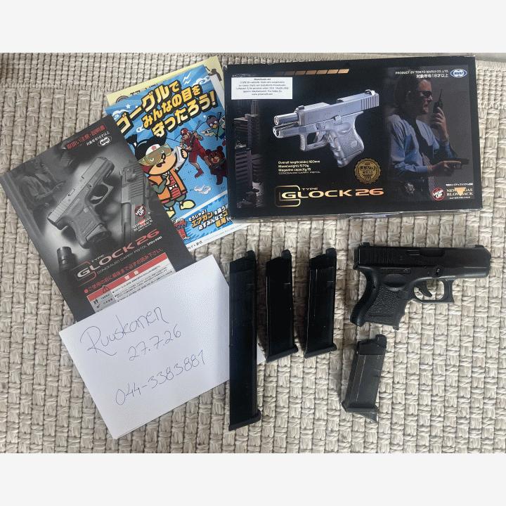 Tokyo Marui Glock 26 GBB, 2kpl G17 lippaita ja pitkä lipas