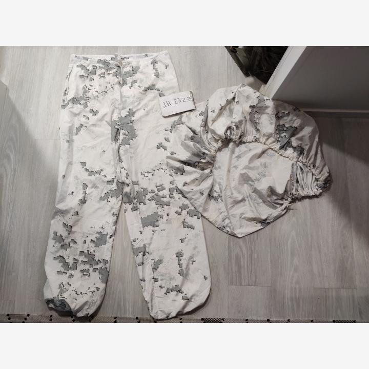 USMC lumihousut (M-L) ja rinkan naamiosuoja