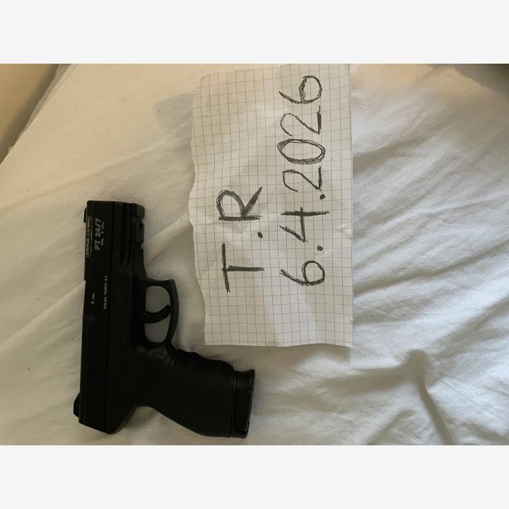 Taurus kaasupistooli