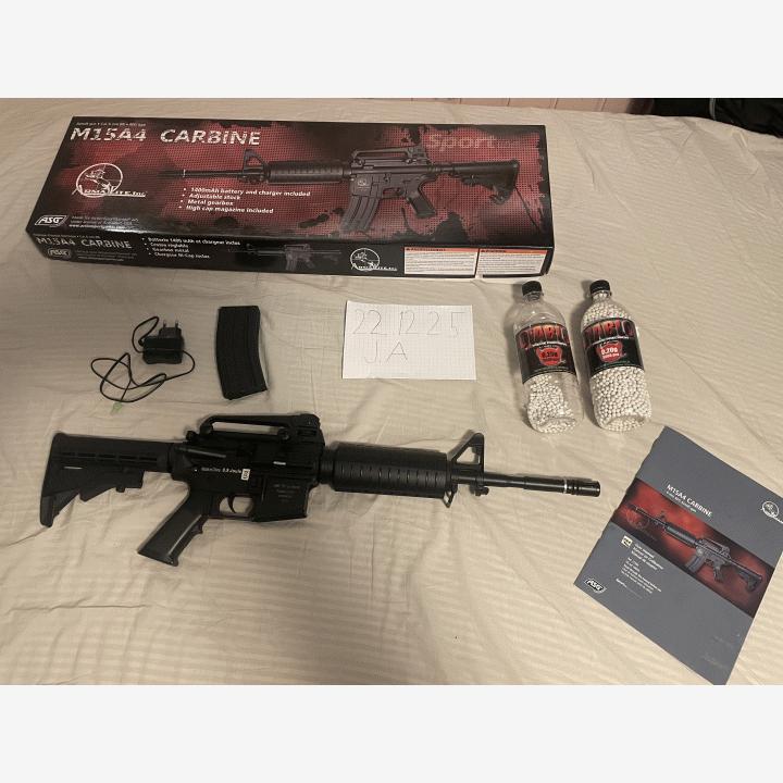 Myydään: M15A4 CARBINE Kuula-ase