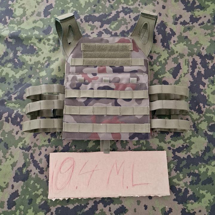 Plate carrier