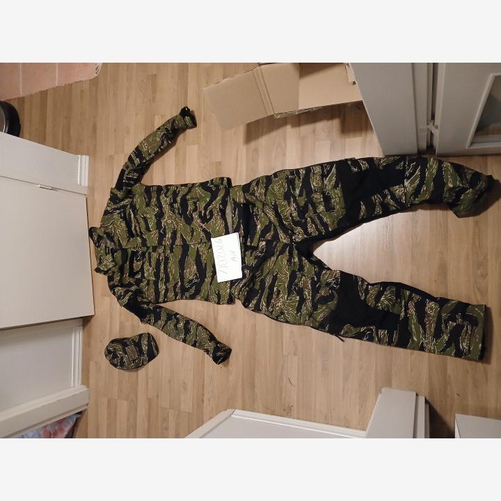 Helikon Tex Raid paita ja MCDU housut