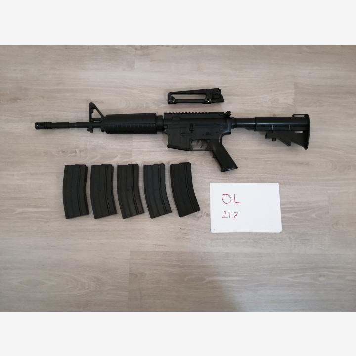 Myydään M4A1
