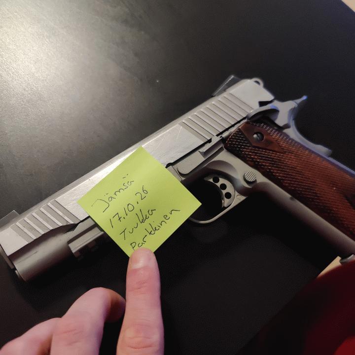 Cybergun Colt M1911 CO2 blowback metal