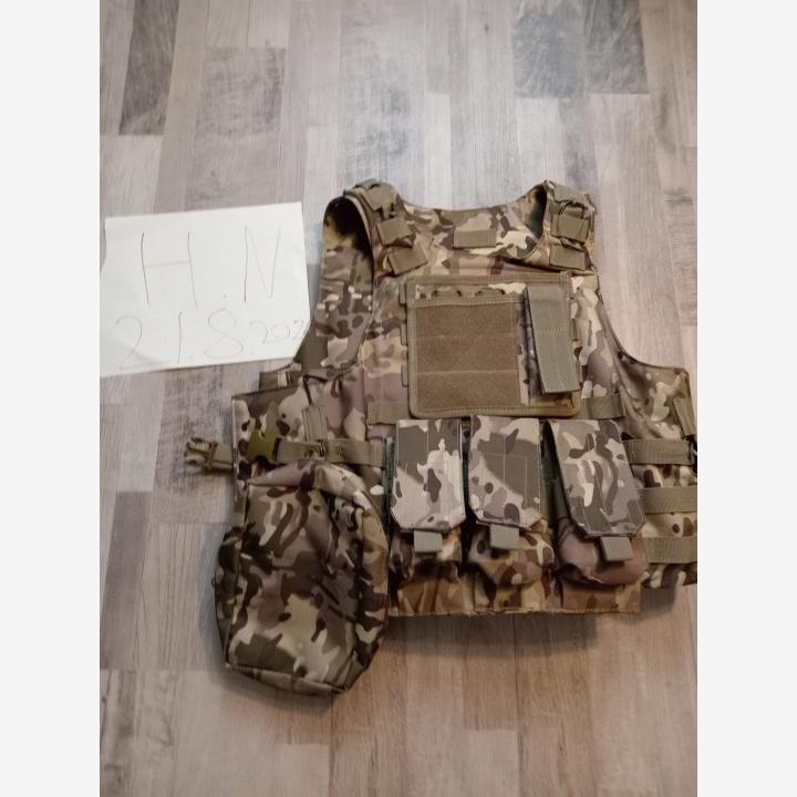 Plate carrier