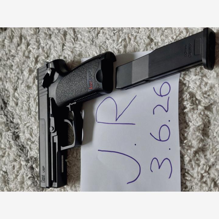 HECKLER & KOCH USP-replica UMAREX CO²