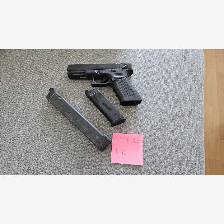 WE Glock G18c