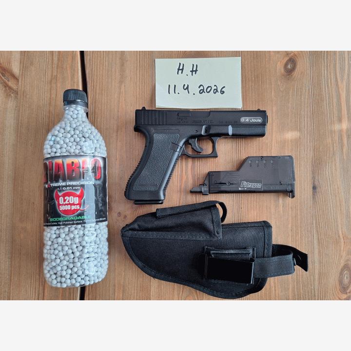 Pistooli KWC Glock 17, vyökotelo, lippaanlataaja ja kuulia