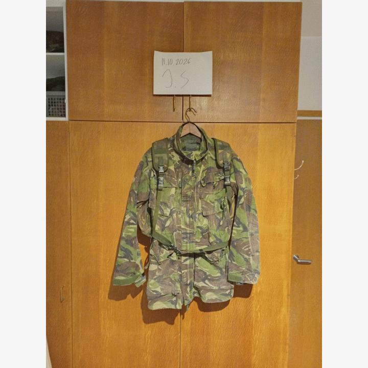 Brittiläinen S95 takki + DPM PLCE-rinkan sivutaskut / päiväreppu