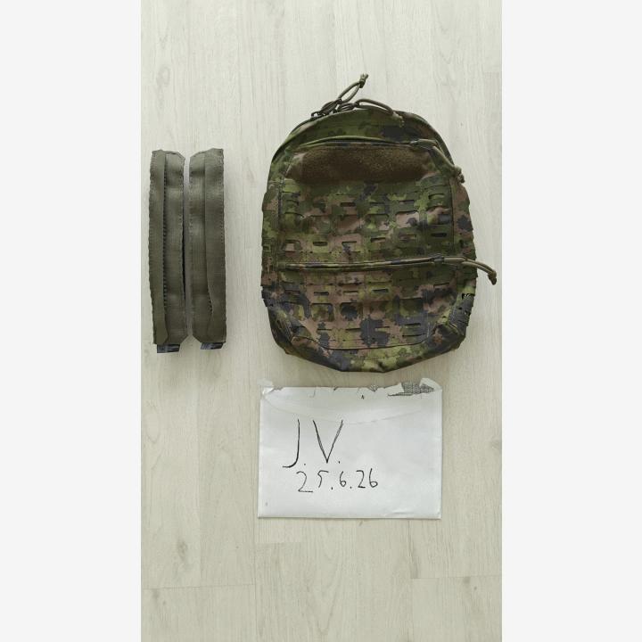M05 Templars Gear reppupaneeli ja adapterit