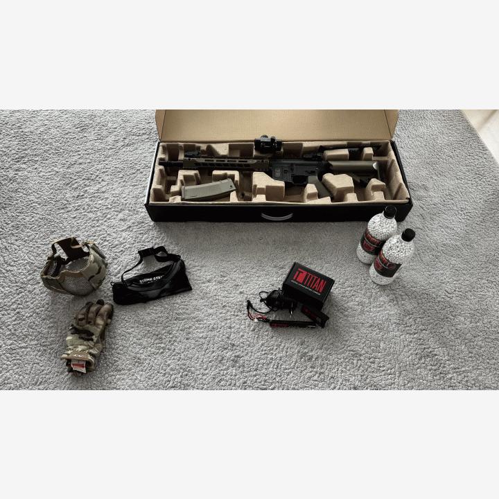 Specna Arms SA-C14 CORE ja lisävarusteet