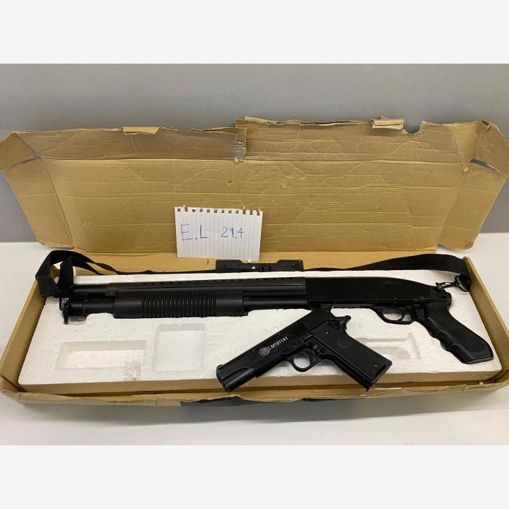 Jousitoimiset haulikko ja pistooli