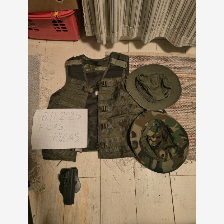 M05 kantoliivi, taistelijan-, ja vähän muuta