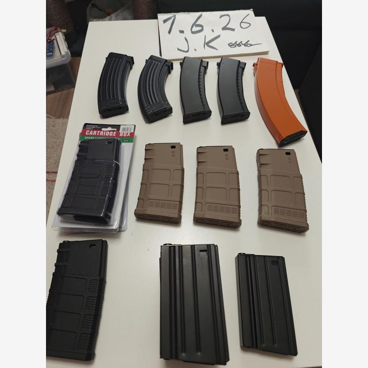 AK ja SR25/AR-10 lippaita