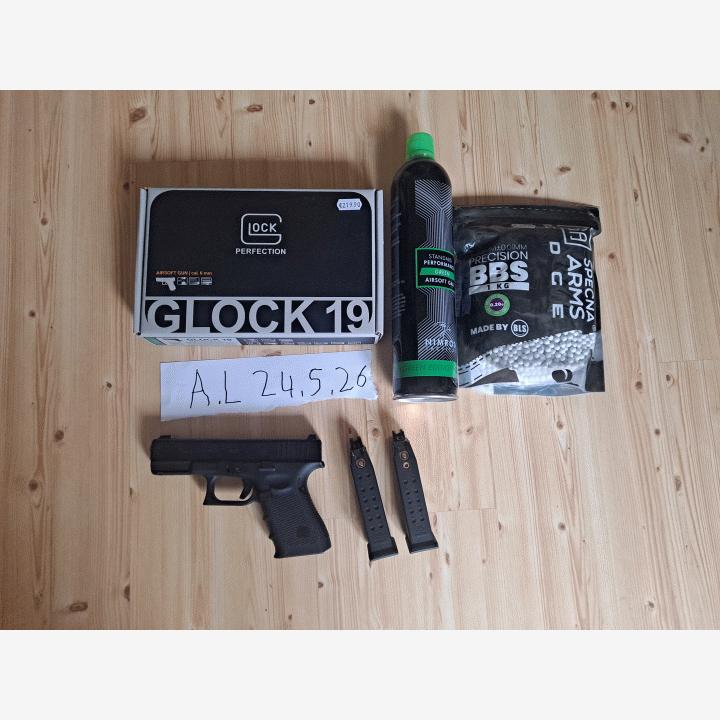 Umarex Glock 19 gen4 +tarvikkeita