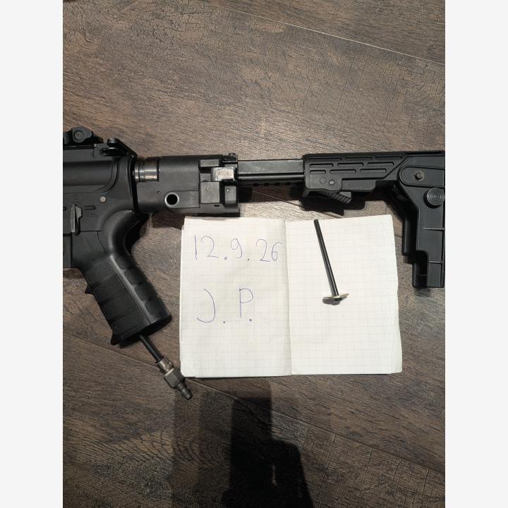 M4/ar15 taittuva teleskooppitukki