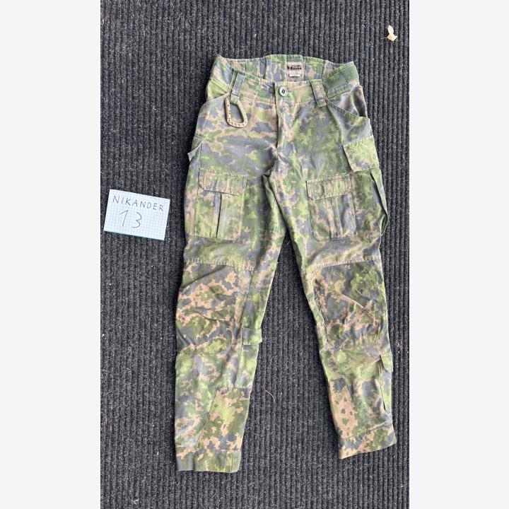 M05 taisteluvaatetta