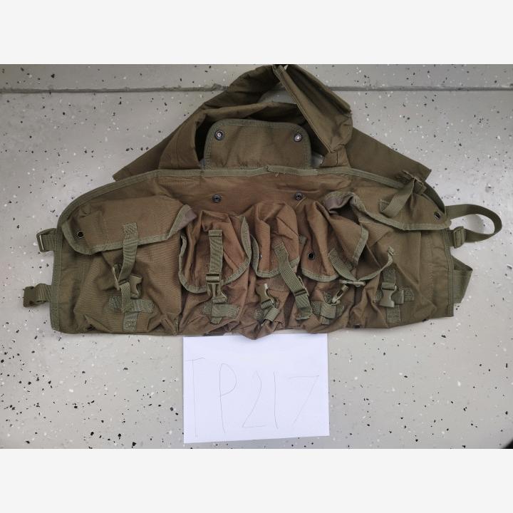 Basic lippaankanto liivi