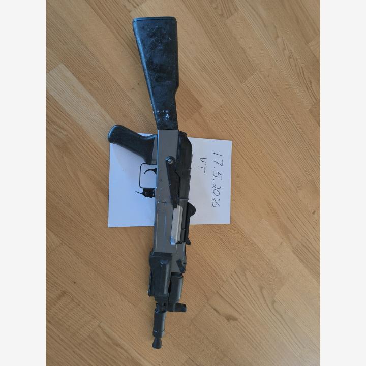 CM.037 + paljon lisätarvikkeita